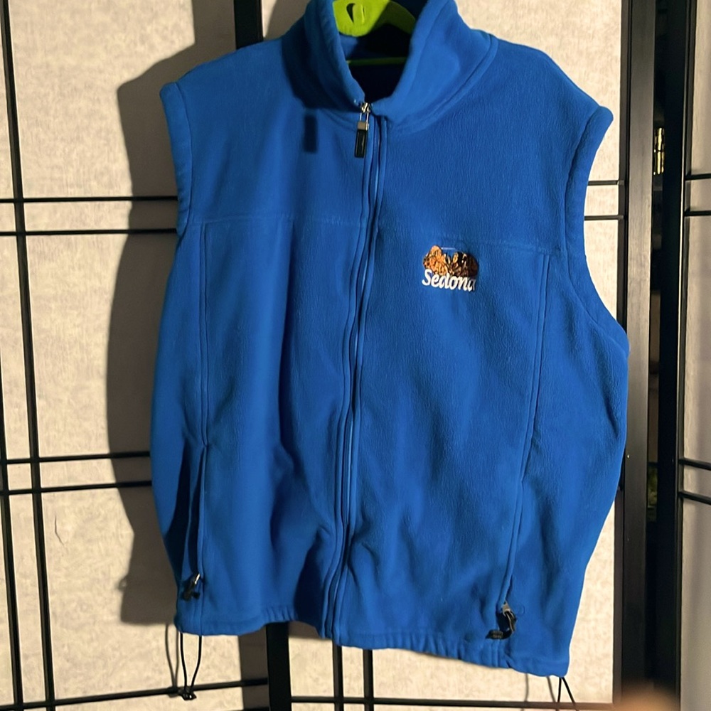 Great blue color Polar vest Fromm Sedona Arizona